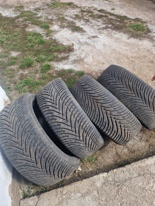 Резина , шины. Комплект.