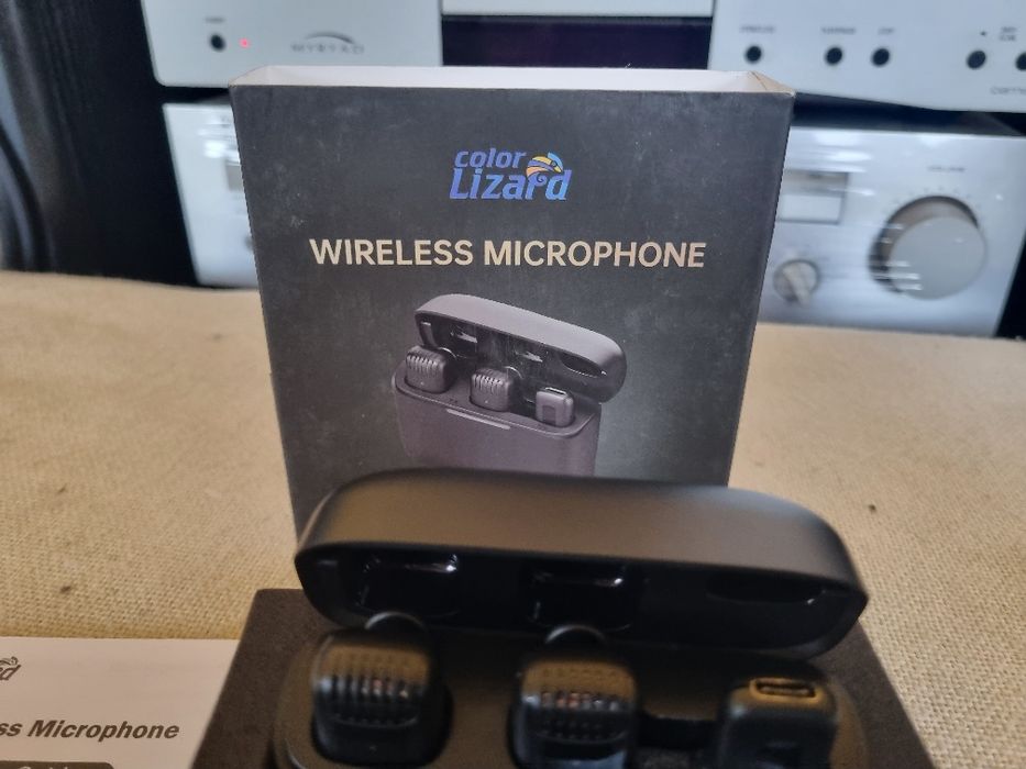 Lavaliera Lizard. Noua.