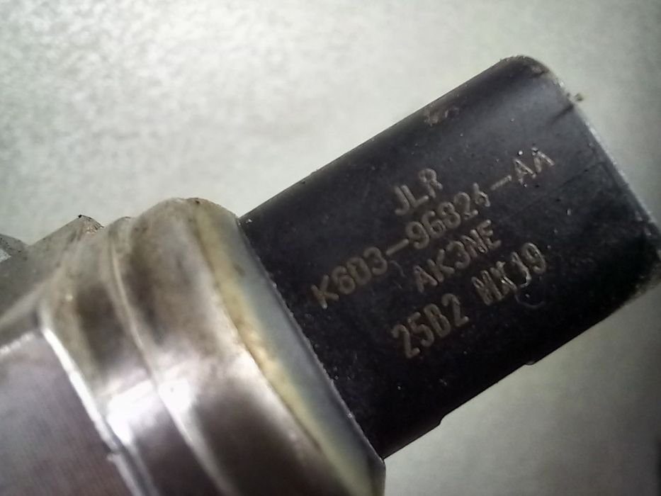 Senzor presiune gaze evacuare Discovery 5/Defender 2020/Velar LR128554