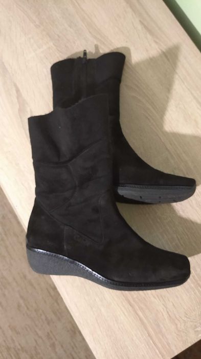 Маркови боти 38 и 39 N