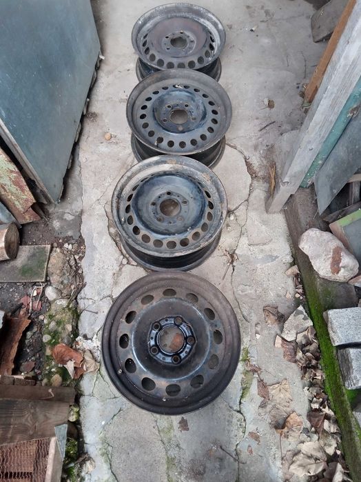 Продавам BMW e46 318 i на части