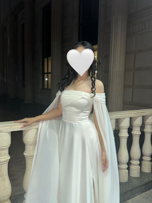 Платье бальное в отличном состоянии