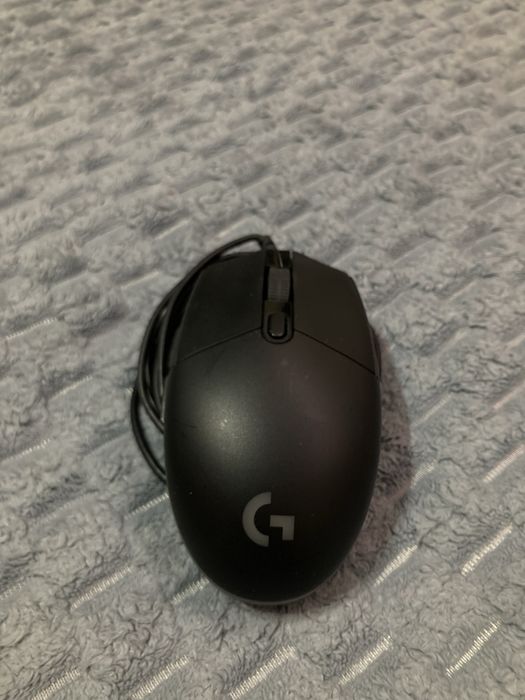 Продам игровую мышь logitech g102