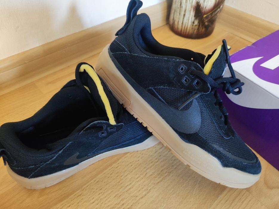 Маратонки Nike uk 5 euro 38 чисто нови