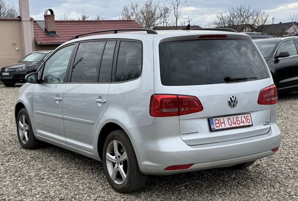 Touran 2010 7 locuri 1.6d