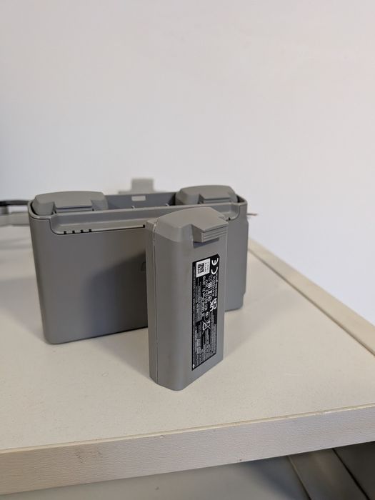 Acumulatori Baterii DJI Mini 2, 4K, 2 SE Cu Stand