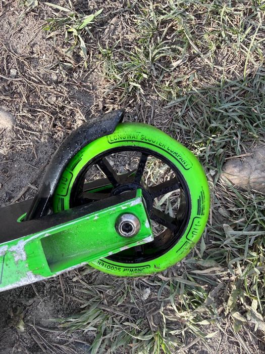 Самокат для трюков