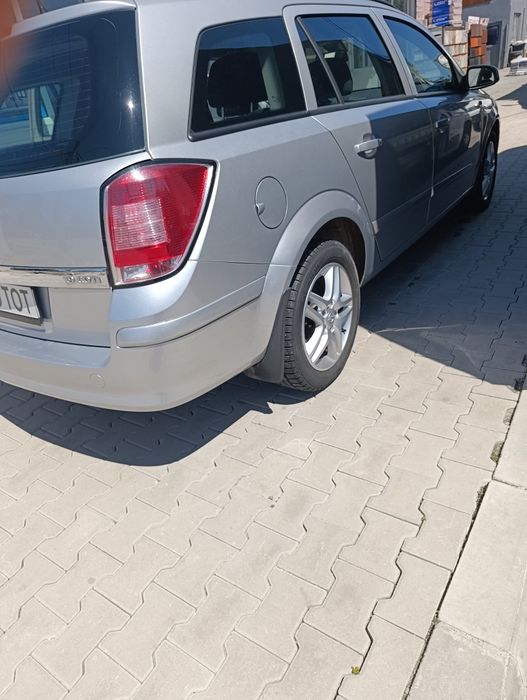 Astra H  1.9 an 2007