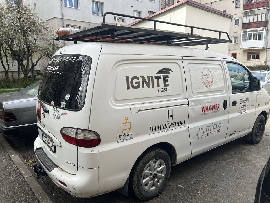 Hyundai H1 autoutilitara