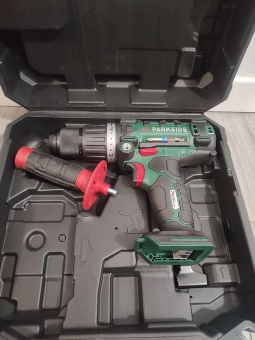 Bormasina cu percutie 3 in 1 Parkside pe acumulator de 20 V