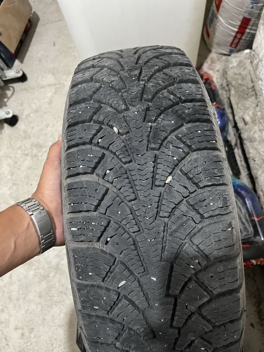 Продам шины R15 зимние