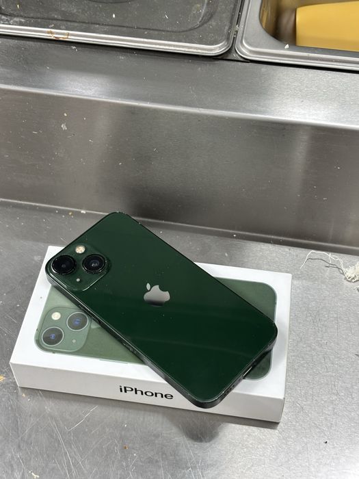 Продам айфон 13 мини в хорошем состояний