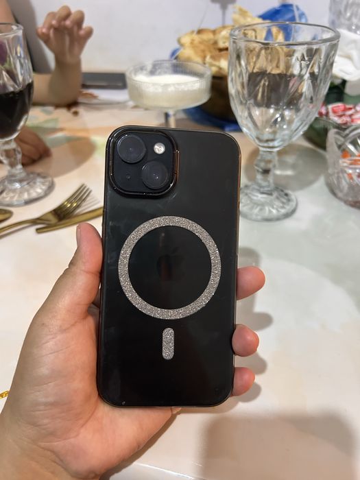Срочно продам iphone 15