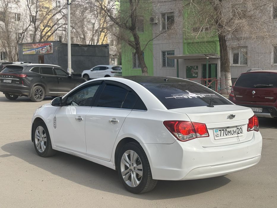 Продам Chevrolet Cruze 2013