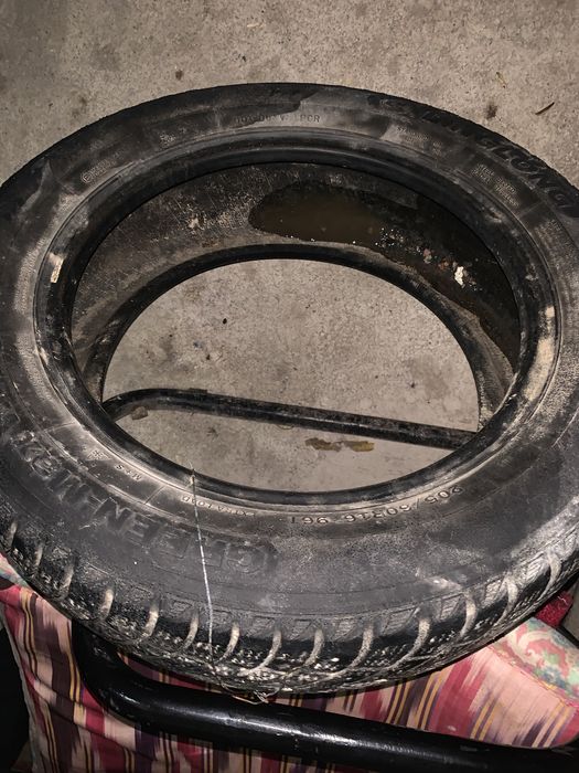 Срочно продам зимний покрышки