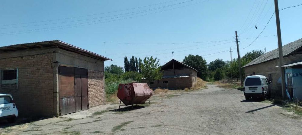 Земельный участок 1.2 гектара свободного назначения