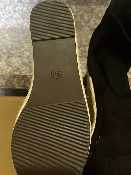 Сандали на платформа