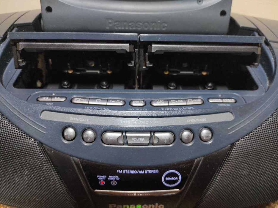 Магнитола Panasonic RX-DT 95 Cobra.