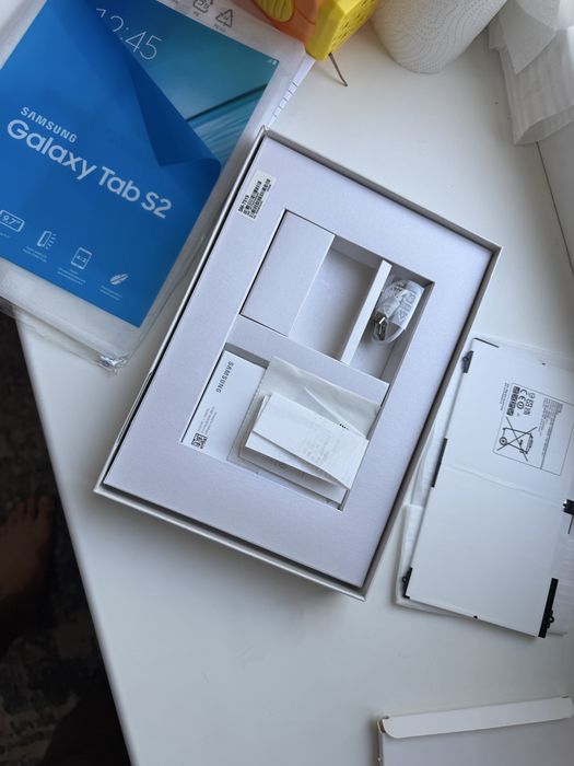 планшет Samsung Galaxy Tab S2