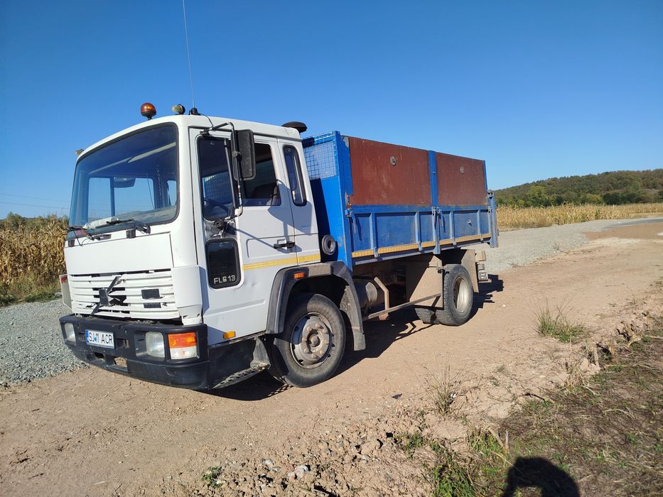 Vând camion Volvo FL6