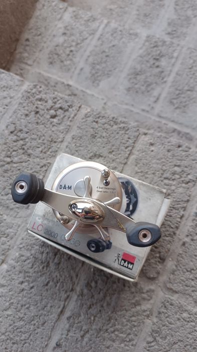 Катушка спининговая DAM