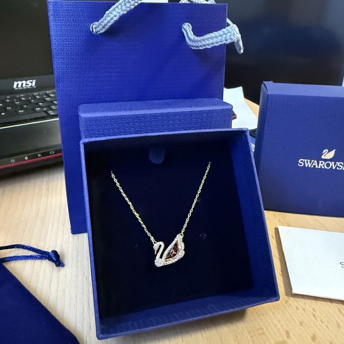 Lantisor Swarovski Dancing Swan Rose/Gold