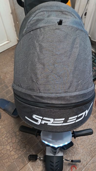 Продавам триколка - Lorelli Speedy!