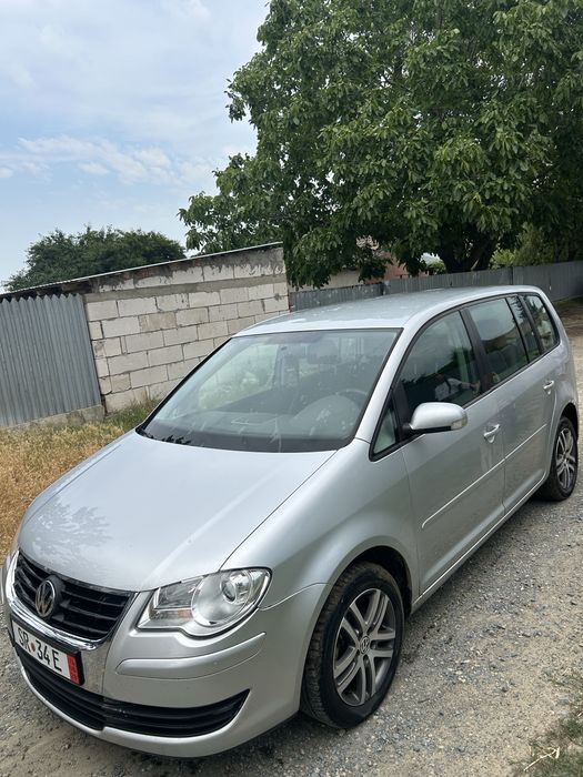 VOLKSWAGEN Touran 2009 — imagine 2