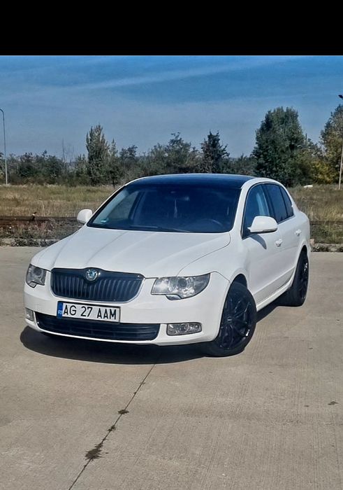 SKODA Superb 2012 — imagine 5