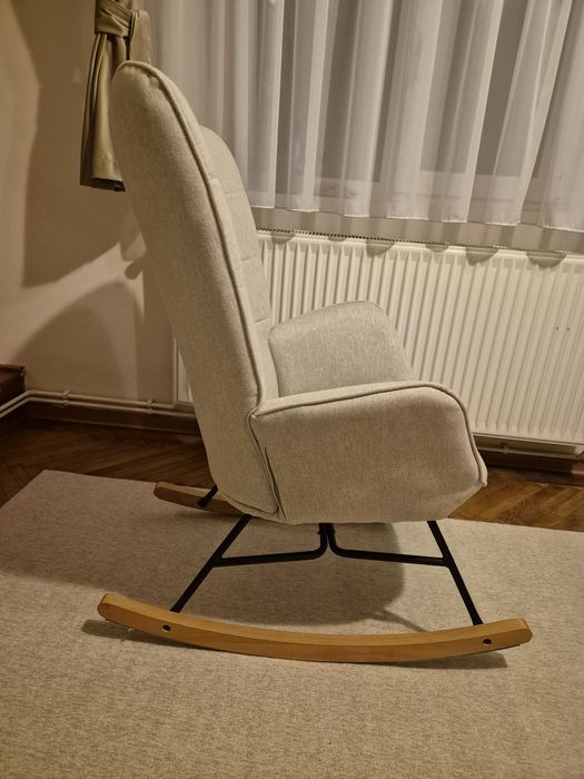 Scaun balansoar tapițat