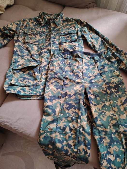 Продам комуфляжную форму