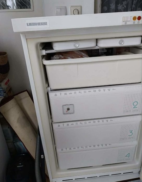 3 Фризера за повече на посочения номер