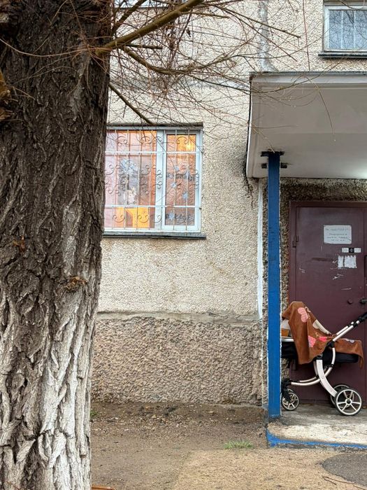 Продам двушку в центре