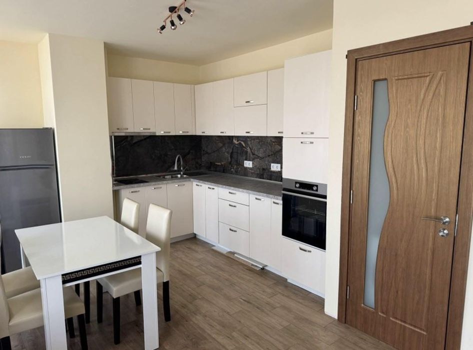 Дава се под наем Двустаен апартамент в София, Левски В - 55 кв.м за 499 € - Снимка #2