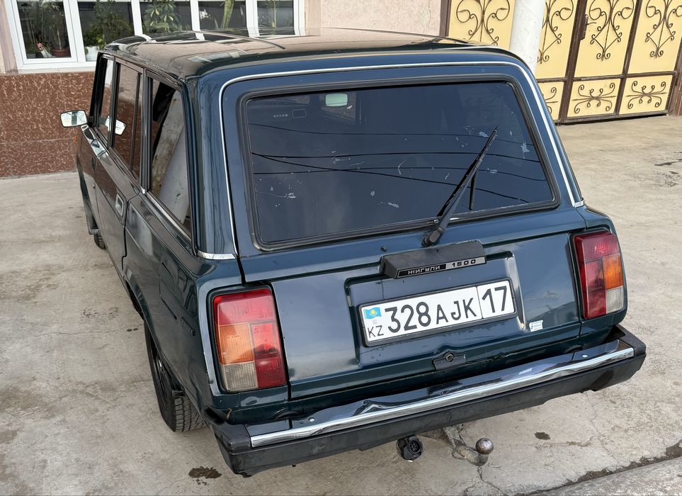 Ваз 2104 жигули 2006 года…………