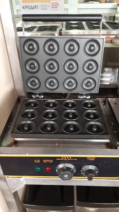 Аппарат на 12 пончиков