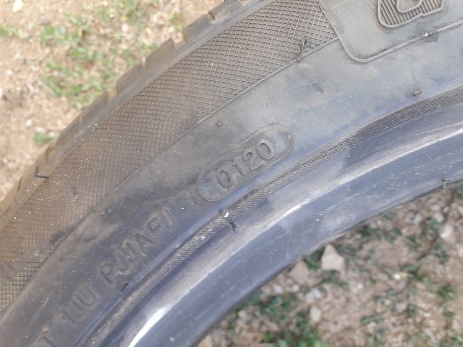 245/45/19  255/45/19