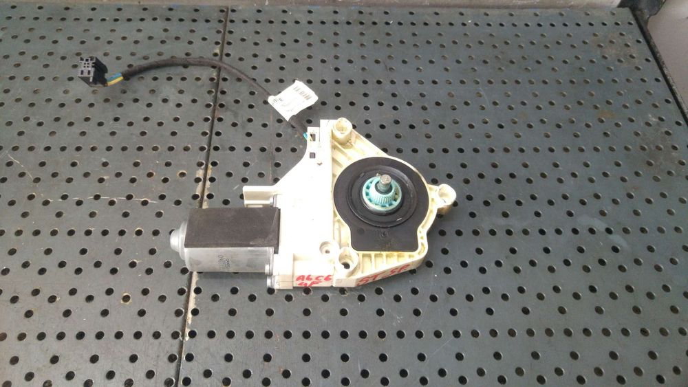 Motoras macara stanga spate audi a6 c6 4f 4f0839015a 8k0959801a 1101a66634110