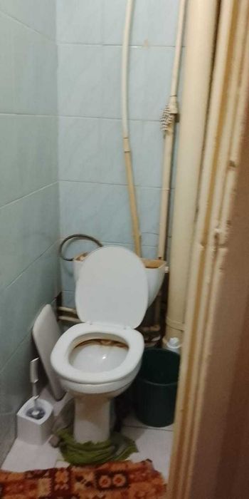Продам 2-комн. квартиру возле УАК