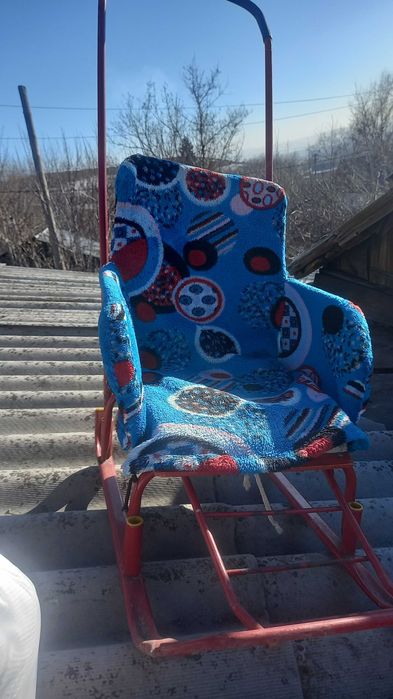 Продам санки детские