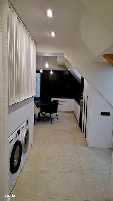 OPORTUNITATE- De vanzare penthouse finisat , mobilat/utilat