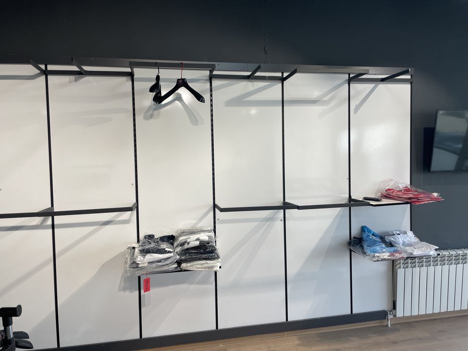 Продам торговые стеллажи