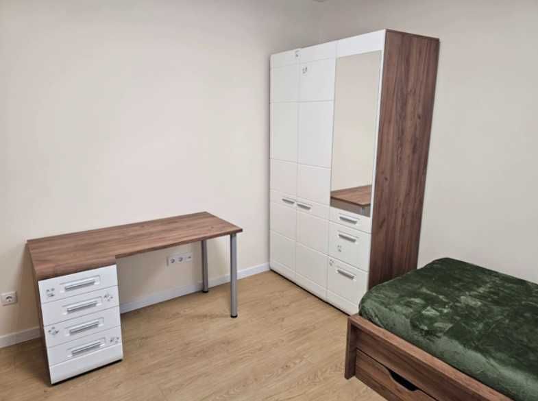 Тристаен апартамент под наем Малинова долина