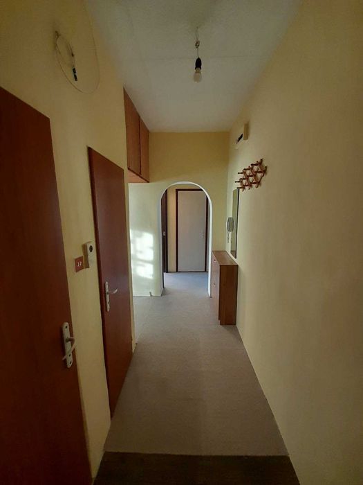 Продава се Тристаен апартамент в Варна, Младост 2 - 68 кв.м за 1587 €/кв.м - Снимка #2