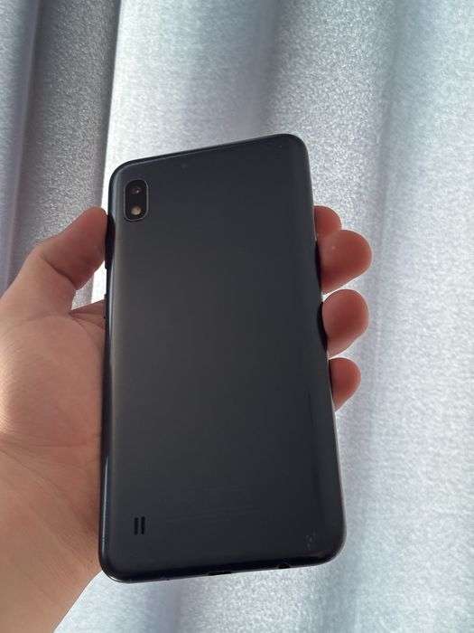 Продам самсунг а10