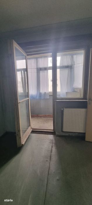 Vand apartament 2 camere, Pitesti, Nord, semidecomandat