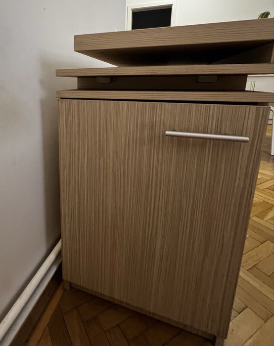 Birou mare  cu sertare și dulap – stare foarte bună