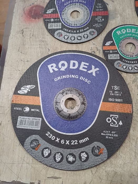 Диски по металу разные размеры