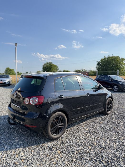 VOLKSWAGEN Golf Plus 2012 — imagine 4
