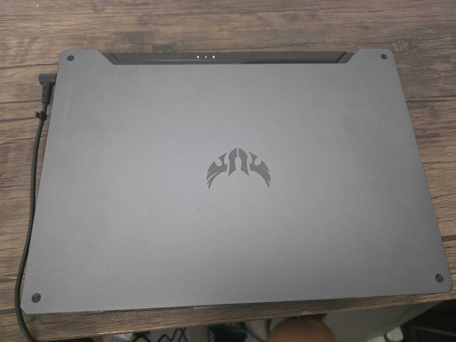 Laptop Gaming ASUS TUF F15 — i7-10870H, GTX 1650 4GB, 16GB RAM, 144Hz